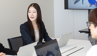 株式会社アミークス